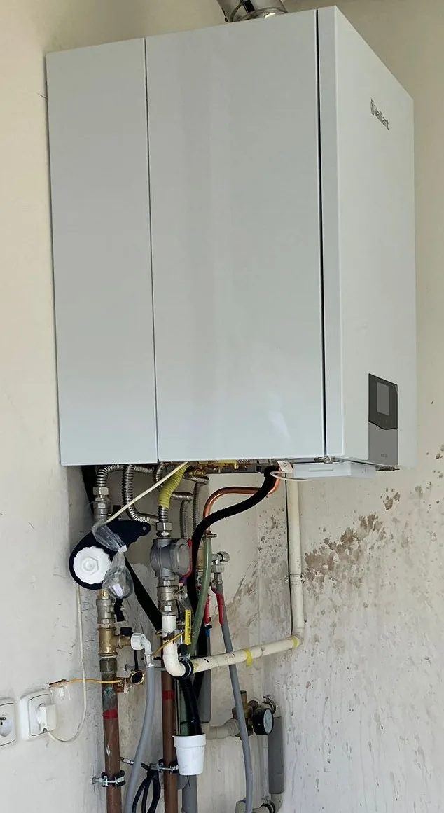 Montáž kondenzačního kotle Vaillant